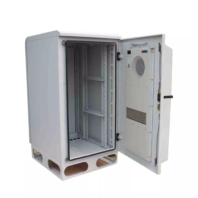 IP55 IP65 वाटरप्रूफ आउटडोर टेलीकॉम कैबिनेट्स OEM 18U 22U 32U