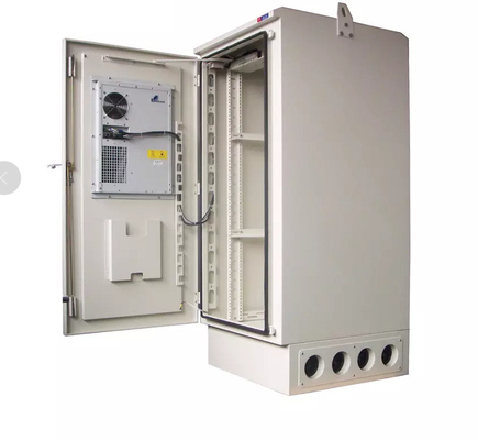 IP55 IP65 वाटरप्रूफ आउटडोर टेलीकॉम कैबिनेट्स OEM 18U 22U 32U