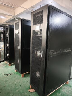 परिशुद्धता इन-रॉ एयर कंडीशनर L35 38.2KW शीतलन क्षमता R410a रेफ्रिजरेंट