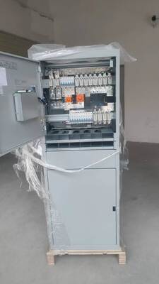 बेस स्टेशन के लिए वर्टिव नेटश्योर 731 CC2-X2 48V 600A 36kW DC पावर सिस्टम टेलीकॉम रेक्टिफायर कैबिनेट