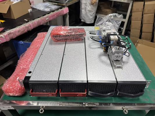 CE+T ब्रावो 25 1 चरण 110Vdc से 230Vac 6KVA DC से AC इन्वर्टर सिस्टम P/N S62AD5E0204SN000K001
