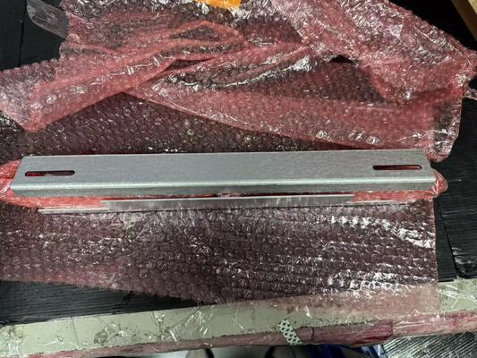 CE+T ब्रावो 25 1 चरण 110Vdc से 230Vac 6KVA DC से AC इन्वर्टर सिस्टम P/N S62AD5E0204SN000K001